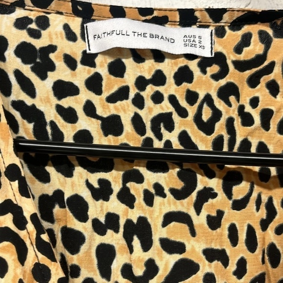 Faithfull the Brand Abbey Wrap Dress Le Cinq Animal Print sz XS - Picture 5 of 10